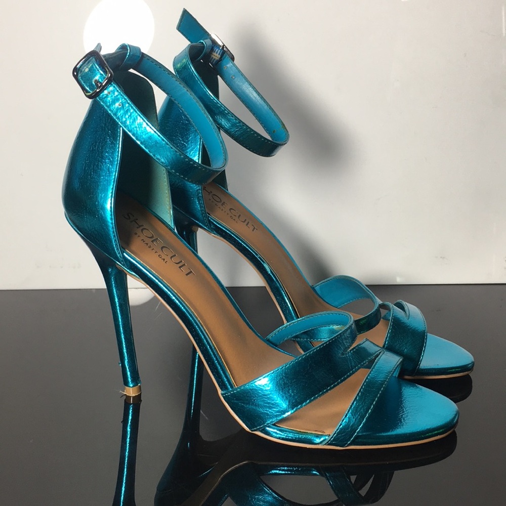 NASTY GAL - Shoe Cult Metallic heels.